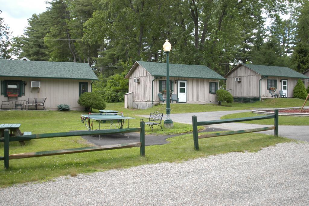 Lincoln Log Colony Hotel Lake George Exterior foto