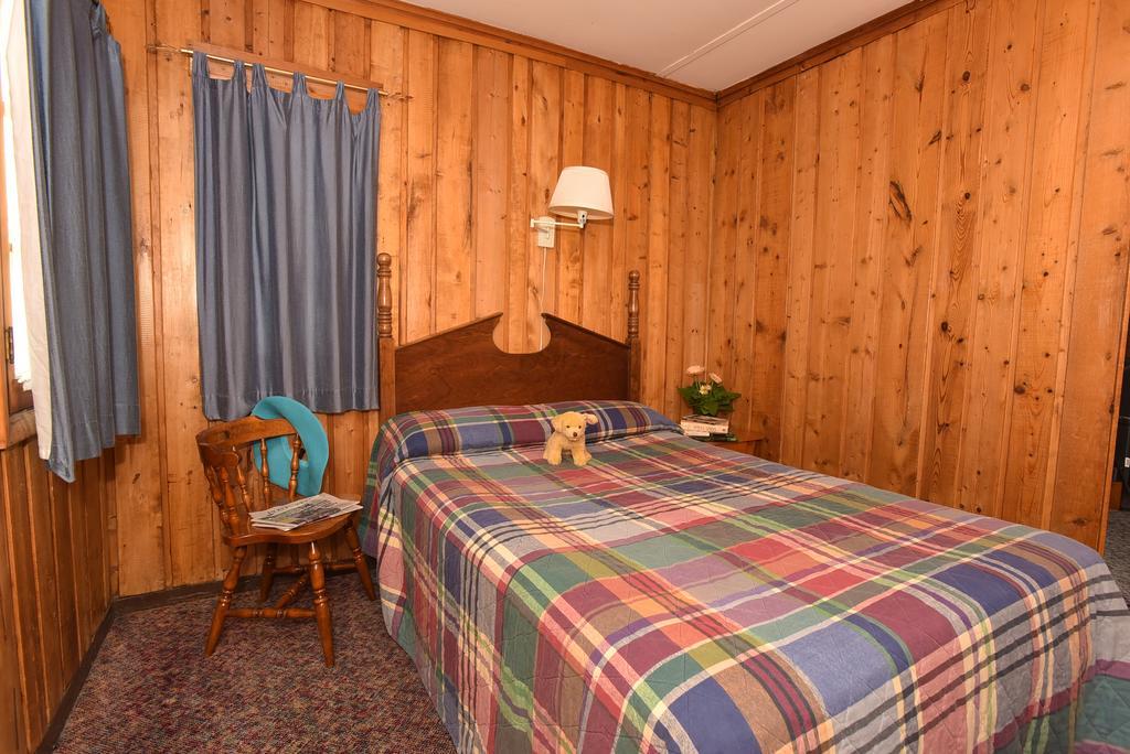 Lincoln Log Colony Hotel Lake George Exterior foto